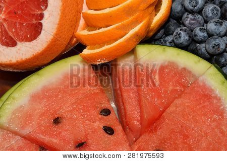 Slide Pieces Of Fruit Melon Orange Apple Grap Wine