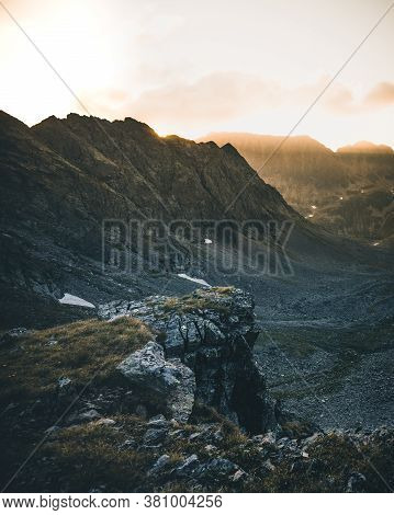 Morning Scenery In Austrian Alps - Klafferkessel Schladminger Tauern
