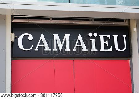 Bordeaux , Aquitaine / France - 08 10 2020 : Camaieu Logo Text And Sign Camaïeu On Shop Of French Cl