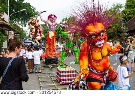 Ubud, Bali - March 04, 2011: Ogoh-ogoh Statues At The Ngrupuk Parade In Bali Island In Indonesia