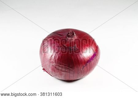 The Onion, Also Known As The Bulb Onion Or Common Onion, Is A Vegetable That Is The Most Widely Cult