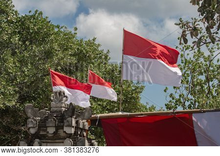 Bali, Indonesia August-17 Th 2020. Independence Day. Social Events On The Beach In Kuta. Kite Festiv