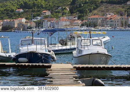 Vis, Vis Island, Croatia - September 8, 2019 : View Of A Typical Mediterranean City And Port For Yac