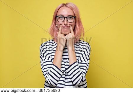 Woman Making Fake Image & Photo (Free Trial) | Bigstock