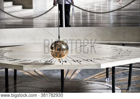 Pantheon, Paris, France - July 17, 2010: The Foucault Pendulum Is In The Pantheon.