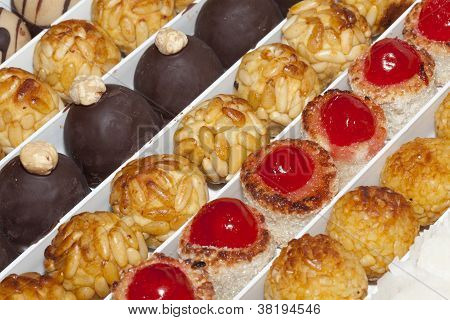 Panellets