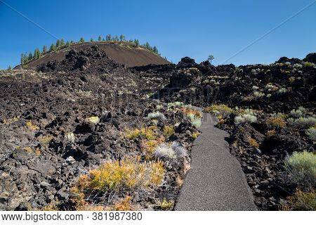 Hiking Trail - Trail Of The Molton Lands With The Cinder Cone At Lava Lands Newberry Volcano Nationa