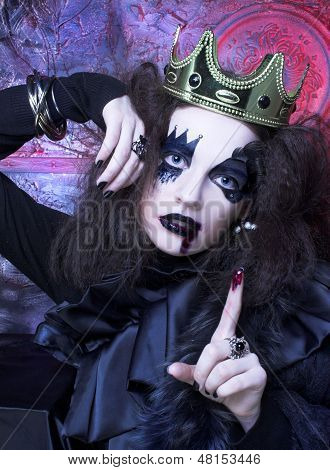 Mad queen.