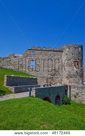 Palacio de Bathory (xvi C.) Del castillo de Devin. Bratislava, Eslovaquia