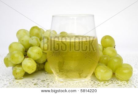 Uva e vino bianco