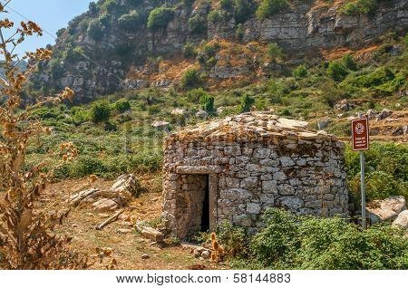 Sicily Tholos