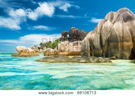 Anse Sous d'Argent beach with granite boulders and turquoise sea