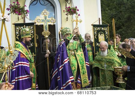 KRASNY BRONEVIK, RUSSIA - JULY 7, 2014: Celebrations commemorating the Rev. Anthony Dymsky (died 1224) in Antony Dymsky Monastery - Procession on Lake Dymsky, the great blessing of water and bathing.