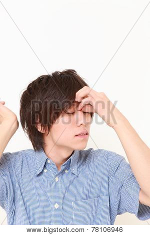 Japanese man suffers from Asthenopia