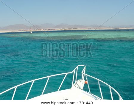 Yacht am Roten Meer