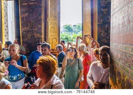 People Visit Lying Buddha In Wat Pho