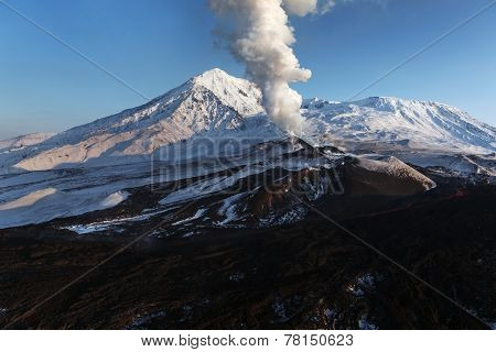 Nature Of Kamchatka: Eruption Volcano