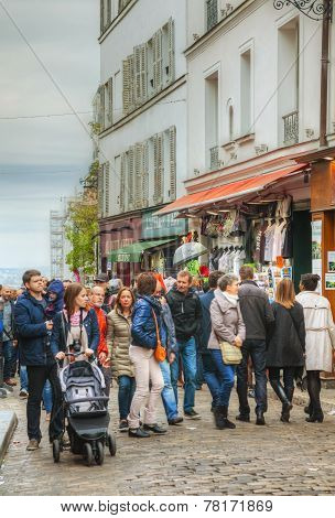 Crowded Street On The Montmartre Hill In Paris
