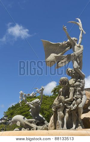 Three Groups At Raices Statue.