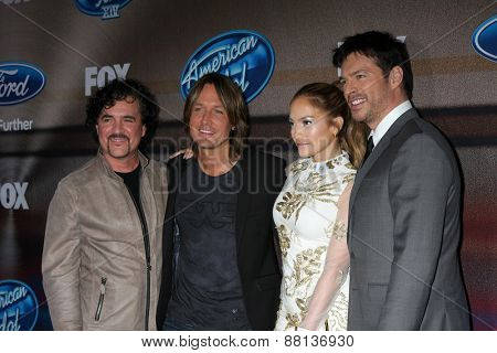 LOS ANGELES - MAR 11:  Scott Borchetta, Keith Urban, Jennifer Lopez, Harry Connick Jr. at the 