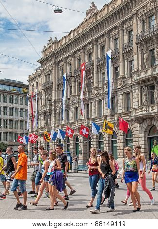 Zurich Street Parade Participants On The Paradeplatz Square