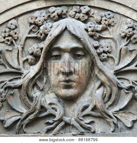 Her Majesty Queen Hera is eldest daughter Kronos and Rei sister and wife of Zeus.