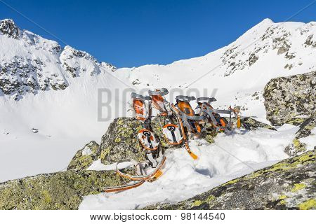 Crampons Semi-automatic  And Basket