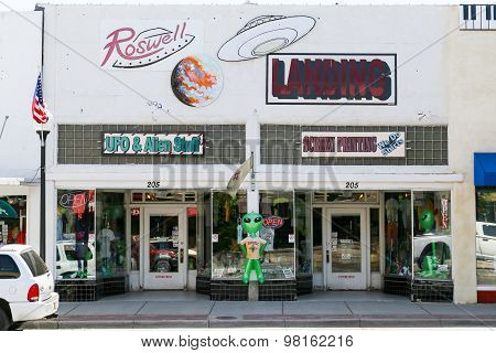 Ufo and Alien in Roswell