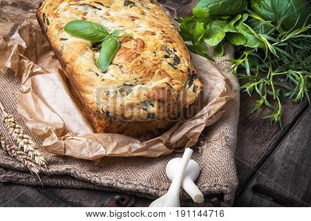 Garlic Bread With Basil