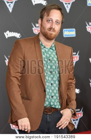 LOS ANGELES - JUN 10:  Dan Auerbach arrives for the 