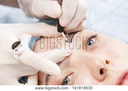 Microblading eyebrows workflow in a beauty salon