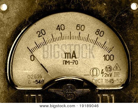 สอัพ voltmeter โบราณเป็นโบราณ
