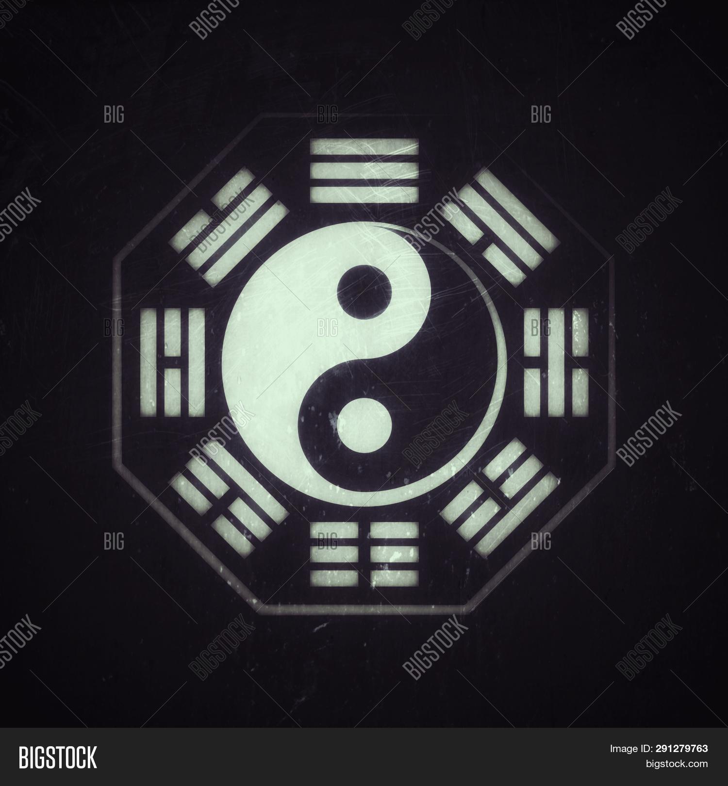 Yin-yang Ba-gua (8 Image & Photo (Free Trial) | Bigstock