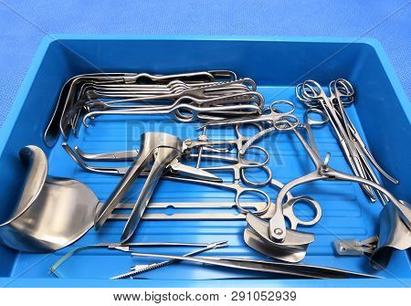 Closeup Image Of Medical Surgical Instruments In Tray