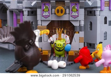 Tambov, Russian Federation - July 20, 2016 King Pig With Blue Egg Standing At King Pigs Castle Entra