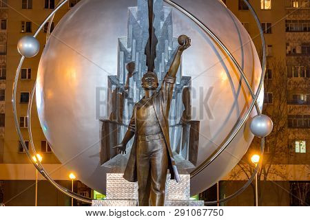 Obninsk, Russia - October 2016: Monument To The Pioneers Of Nuclear Energy