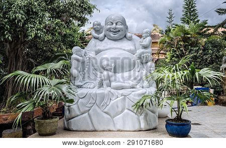 Vietnam, Dalat - November 05, 2017: Statue In Thien Vien Van Hanh In Dalat City In Vietnam.