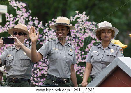 Washington, D.c., Usa - May 28, 2018: The National Memorial Day Parade, Members Of The National Park