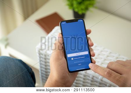 Alushta, Russia - July 29, 2018: Man Holding Iphone X With Social Networking Service Vk On The Scree