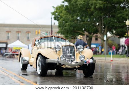 Auburn, Indiana, Usa - September 9, 2018 The Auburn Cord Duesenberg Festival, An Auburn Classic Car 