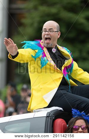 Louisville, Kentucky, Usa - May 03, 2018: The Pegasus Parade, Jason Smith, Celebrity, Riding On A Co