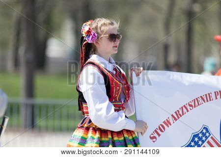 Chicago, Illinois, Usa - May 5, 2018: The Polish Constitution Day Parade, Polish Woman Wearing Tradi