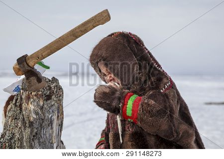 Nadym, Russia - April 27, 2018: Tundra, Open Area, The Boys In National Clothes In Cold Winter Weath
