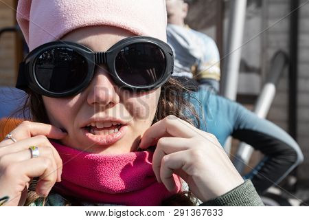 Desperate Female Trembles And Feels Cold, Huggs Herself To Warm Up, Clatter With Teeth After Walk Du
