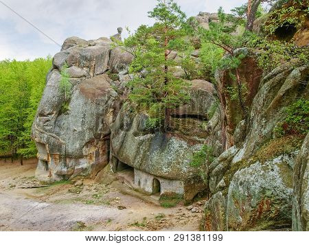 Part Of The Unique Monument Of History And Nature - Defensive Rock-cave Complex Dovbush Rocks Near V