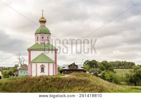 Church Of Elijah The Prophet On Ivanova Mountain Before The Storm In Suzdal