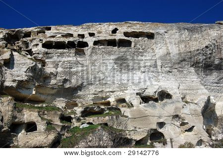 Ruiner hule af gamle by Inkerman. Crimea (Ukraine)