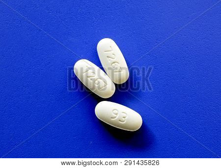 Metformin Prescription Pills With Identification Numbers