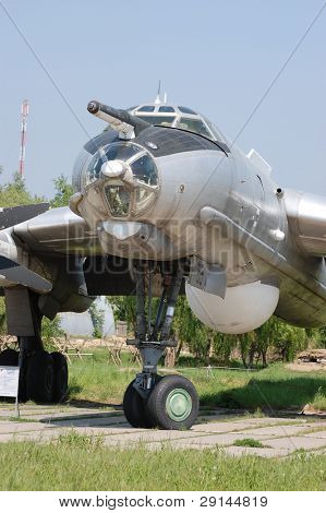 หมี TU-95จัดแสดงของพิพิธภัณฑ์ของบิน เคียฟ ยูเครน (Malorussia)