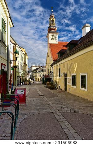 Moedling, Austria - December 28, 2018. Narrow Pfarrgasse Street Of Historical Town Centre During Chr